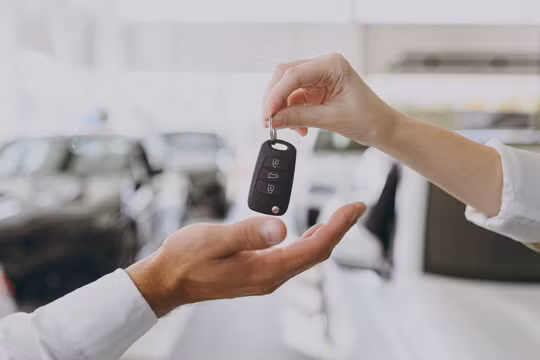 Vì sao chìa khóa ô tô đời mới có giá thay thế đắt đỏ?