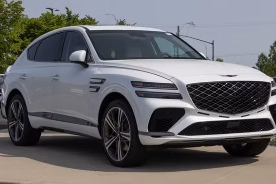 Xe hybrid tự sạc chạy bằng cách nào?