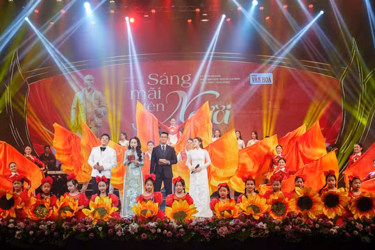 “Sáng mãi tên Người” lan tỏa thông điệp về lý tưởng, niềm tin và khát vọng cống hiến