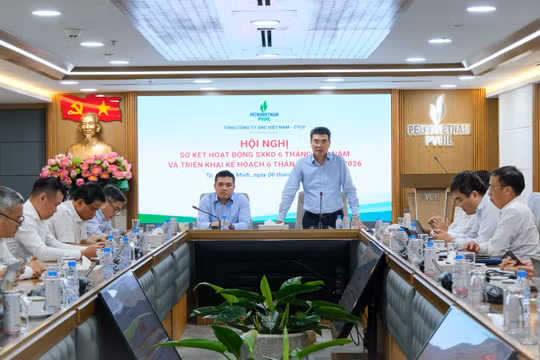 PVOIL sơ kết 6 tháng đầu năm 2026: Vượt qua khó khăn, nắm bắt cơ hội nỗ lực hoàn thành kế hoạch năm 2026