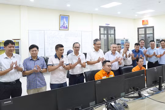 Hoàn thành đóng điện toàn tuyến Đường dây 500/220kV Nho Quan – Phủ Lý – Thường Tín