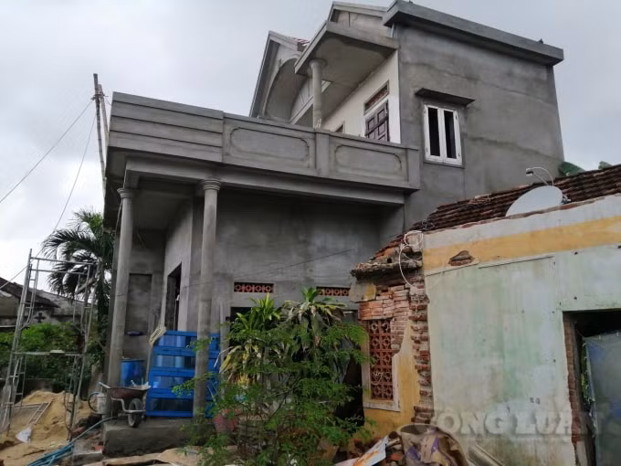 Căn nhà ông Trần Hùng được Quân khu 5 hỗ trợ 80 triệu đồng.