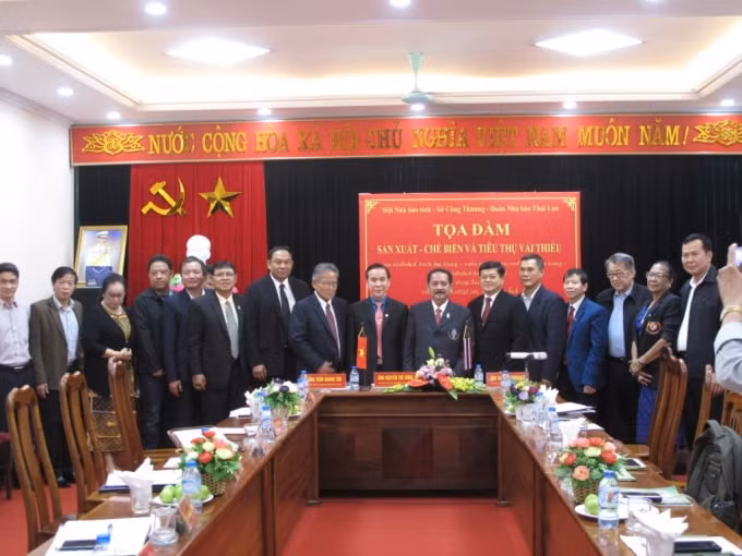 Hội Nhà báo, Sở Công thương tỉnh Bắc Giang và Đoàn đại biểu Hội Nhà báo Thái Lan tọa đàm: “Sản xuất và tiêu thụ vải thiều”