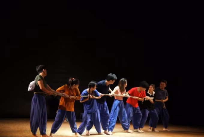 Cảnh trong vở “Sự sống”.