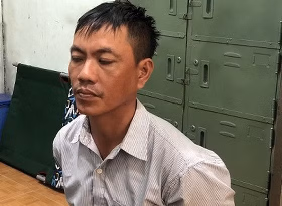 Đối tượng Trương Tấn Đạt tại cơ quan điều tra.