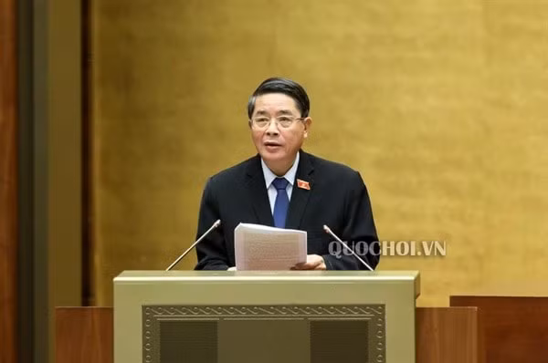 Chủ nhiệm Ủy ban Tài chính, Ngân sách của Quốc hội Nguyễn Đức Hải trình bày Báo cáo giải trình, tiếp thu, chỉnh lý dự án Luật sửa đổi, bổ sung một số điều của Luật Kiểm toán nhà nước. Ảnh: quochoi.vn
