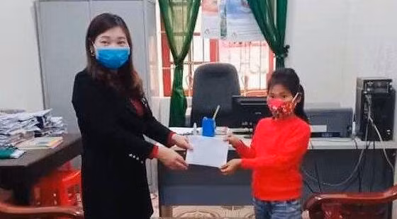 Em Hà Quỳnh Chi đã quyết định mổ lợn tiết kiệm để chung tay ủng hộ phòng chống dịch Covid-19.