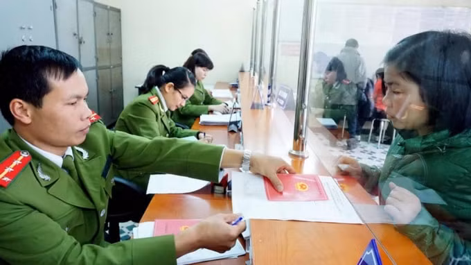 Bộ Công an cần khẩn trương thực hiện các bước xây dựng Cơ sở dữ liệu quốc gia về dân cư để đưa vào vận hành thử nghiệm cuối năm 2020, sử dụng, khai thác từ năm 2021.