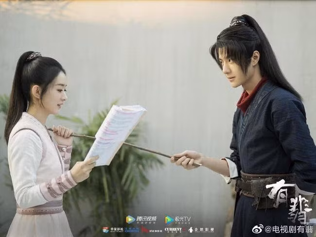 Triệu Lệ Dĩnh và Vương Nhất Bác trong phim Legend of Fei - Ảnh: GETTY IMAGES