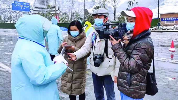 Journalists-working-during-the-epidemic
