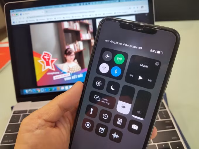 VinaPhone thay biểu tượng, lan toả thông điệp tốt đẹp tới cộng đồng.