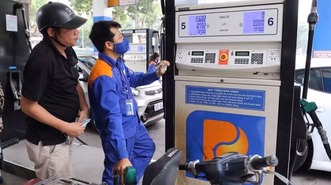 Giá xăng dầu giảm thấp kỷ lục là 1 trong yếu tố để CPI tăng chậm lại.