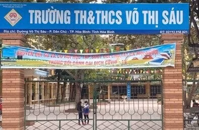 hoa binh hoc sinh sinh vien tam dung den truong hinh 1