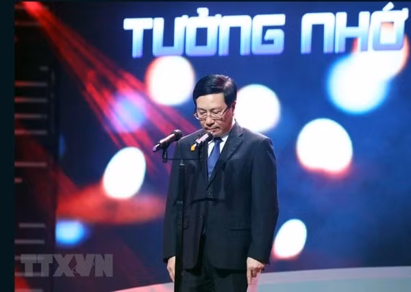 pho thu tuong pham binh minh hay cung nhau tao lap mot moi truong giao thong thuc su an toan than thien hinh 1