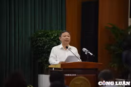 Nhiều dấu hiệu phản ánh khó khăn trong quá trình phục hồi, phát triển kinh tế TP HCM năm 2023