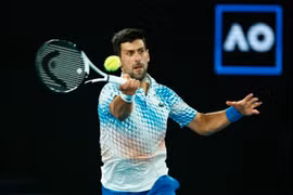 Thắng Andrey Rublev, Novak Djokovic lọt vào bán kết Australian Open 2023