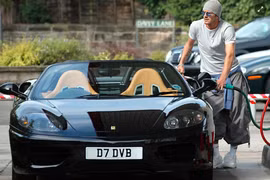 Chi tiết siêu xe Ferrari 360 Spider của David Beckham
