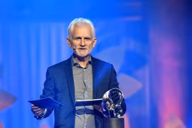 Người đoạt giải Nobel Hòa bình 2022 lĩnh án 10 năm tù ở Belarus