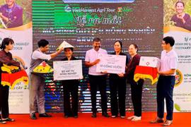 Hà Nội: Ra mắt mô hình du lịch nông nghiệp VietHarvest AgriTour