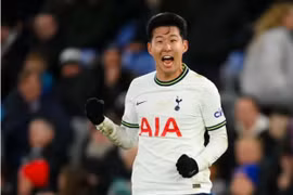 Kane lập cú đúp, Tottenham bất ngờ thắng đậm Crystal Palace