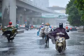 Dự báo thời tiết 24/5/2023: Đông Bắc Bộ, Hòa Bình và Thanh Hóa mưa to cục bộ