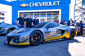 Chi tiết xe đua Chevrolet Corvette Z06 GT3.R