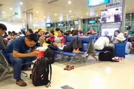 Khách được quyền đổi chuyến bay nếu chậm 2 tiếng trở lên
