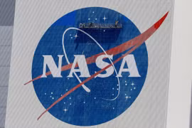 NASA lần đầu công khai về UFO và người ngoài hành tinh