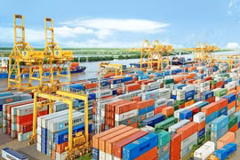 Xuất khẩu dần sáng trở lại