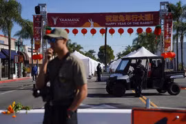 Cộng đồng California bàng hoàng sau vụ xả súng