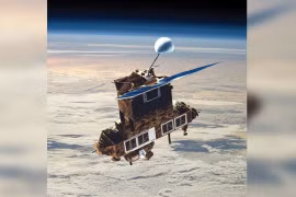 Vệ tinh cũ của NASA rơi ngoài khơi Alaska