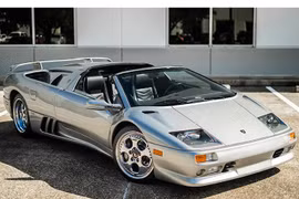 Siêu phẩm Lamborghini Diablo VT mui trần lên sàn đấu giá