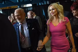 Phi hành gia Buzz Aldrin kết hôn vào sinh nhật lần thứ 93