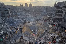 Israel tấn công trại tị nạn ở Gaza, giết chết chỉ huy Hamas