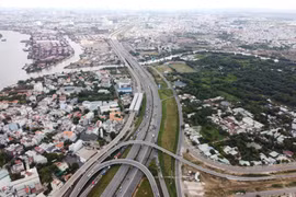 Thể chế riêng cho đô thị đặc biệt
