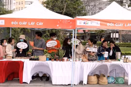 "Đổi rác lấy cây", lan tỏa lối sống xanh