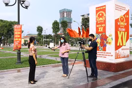 Phát huy vai trò, trách nhiệm của người làm báo trong bảo vệ nền tảng tư tưởng của Đảng