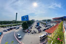 Đề xuất thí điểm thu phí tự động không dừng tại sân bay Nội Bài và Tân Sơn Nhất