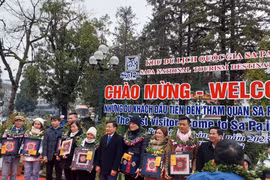 Lào Cai: Tết Dương lịch 2023 đón hơn 12 vạn du khách, doanh thu 429 tỷ