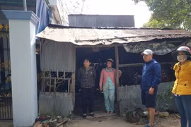 Quân khu 9 hỗ trợ một căn nhà cho gia đình bé trai bị rơi xuống trụ bê tông ở Đồng Tháp