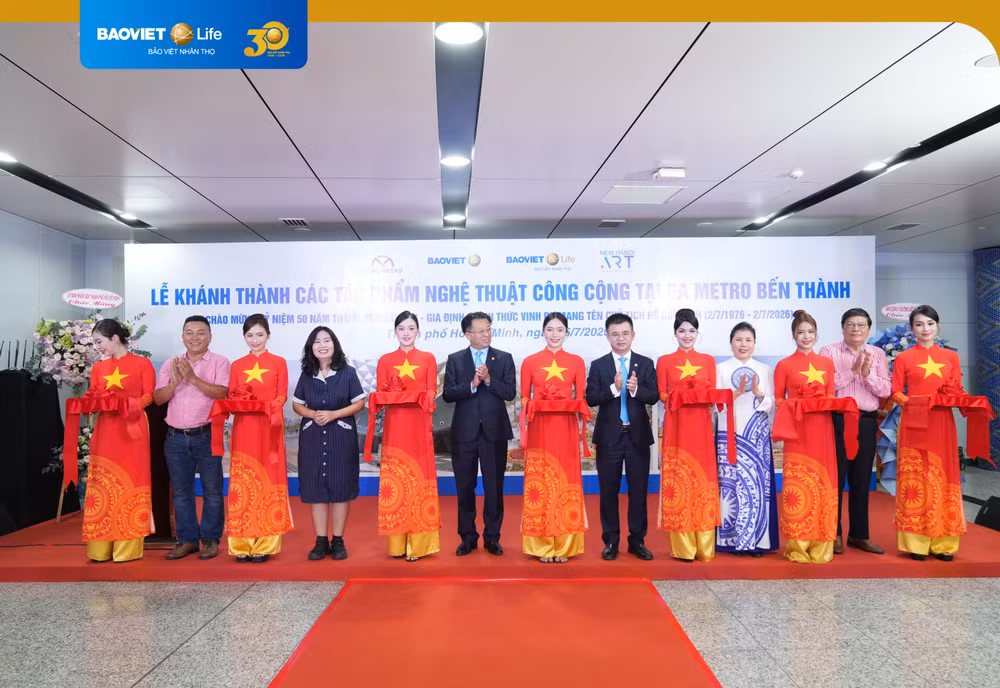 anh-2-khoanh-khac-cac-tac-pham-nghe-thuat-duoc-chinh-thuc-ra-mat-nguoi-dan-tphcm.jpg