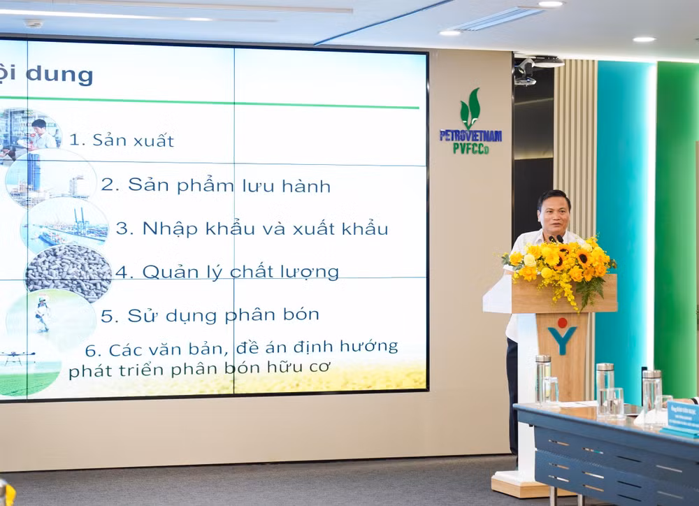 ong-vu-thang-pho-truong-phong-phu-trach-phong-quan-ly-phan-bon-chia-se-chuyen-de-dinh-huong-phat-trien-phan-bon-huu-co-tai-viet-nam-den-nam-2030-tam-nhin.jpg
