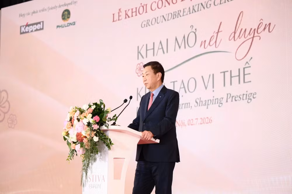 Ông Loh Chin Hua – Giám đốc Điều hành Tập đoàn Keppel chia sẻ tầm nhìn và kỳ vọng dành cho Estiva Charm – dự án mở đầu cho hành trình hợp tác chiến lược với Phú Long tại Hà Nội. Ảnh: Keppel
