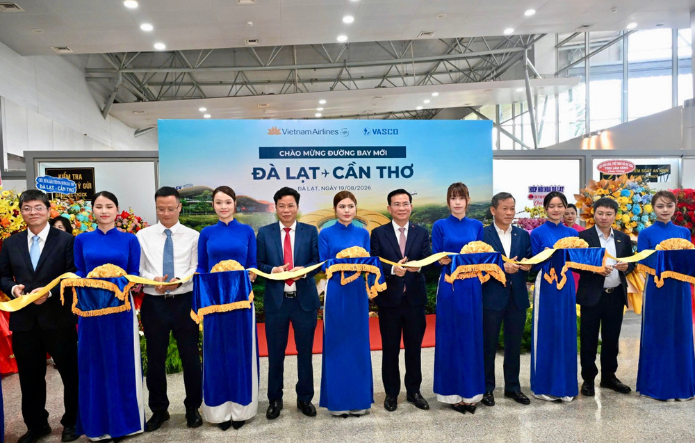 5-cung-trong-sang-19-8-vietnam-airlines-group-to-chuc-le-khai-truong-duong-bay-can-tho-da-lat-danh-dau-su-tro-lai-cua-duong-bay-nay-sau-gan-6-nam-gian-doan.jpg