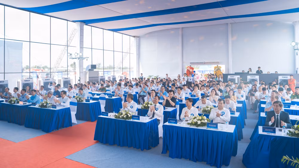 at103905.jpg