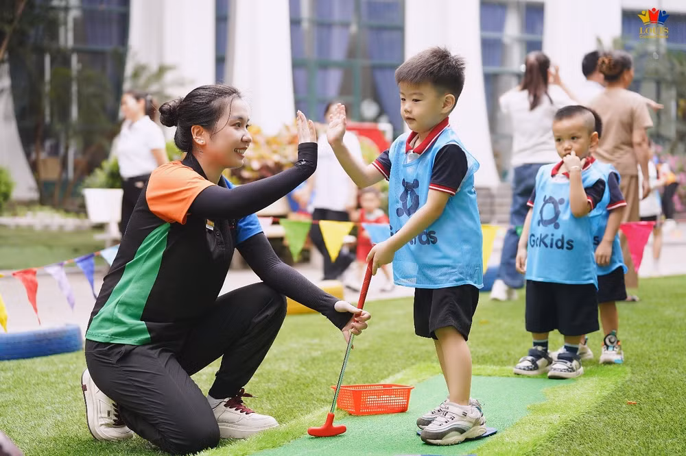 GoKids đã hợp tác với Louis để tổ chức sự kiện Sport Day trong nhiều năm cho học sinh toàn trường.