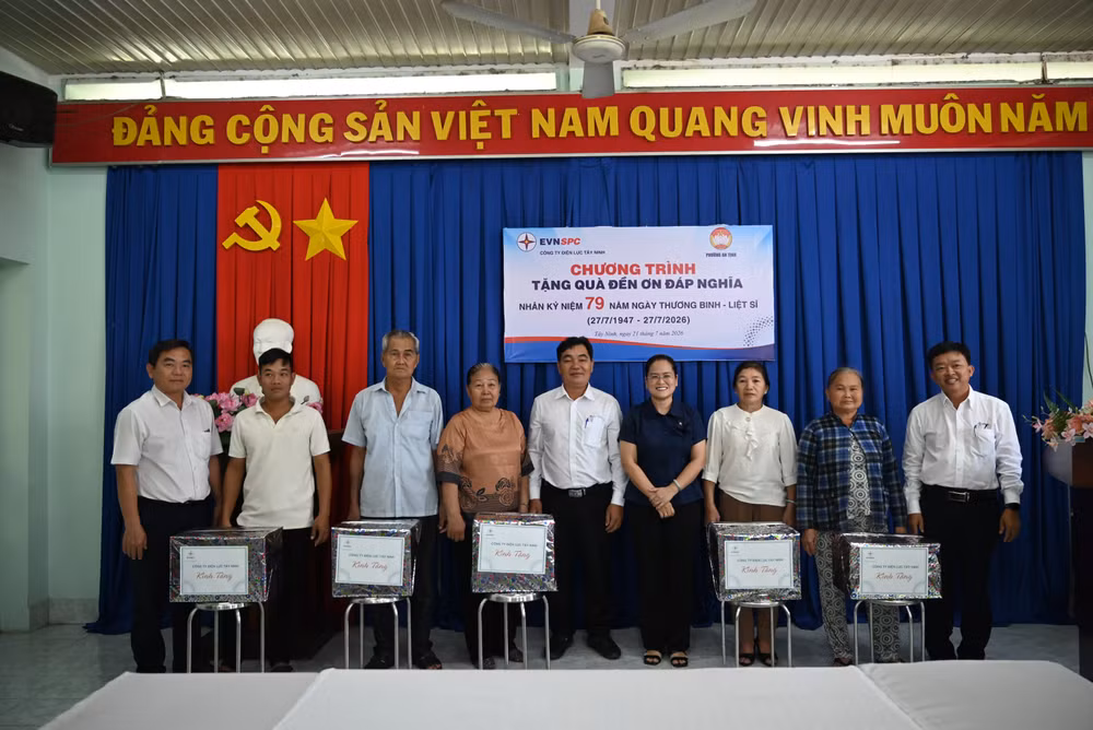 2-tay-ninh.jpg