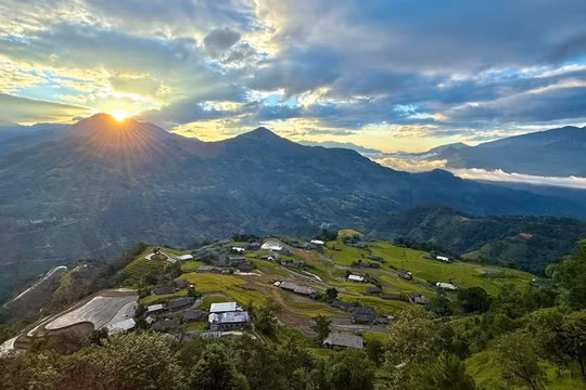 Nghiên cứu cơ chế đặc thù bảo tồn, phát huy giá trị Cao nguyên đá Đồng Văn 