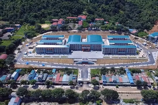 Những ngôi trường mới chắp cánh ước mơ cho trẻ em vùng biên Lai Châu 
