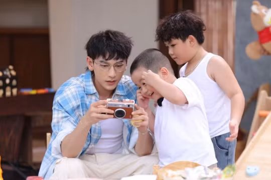 Lộ diện 6 gương mặt nhí tham gia ‘Anh trai và cái đuôi nhỏ’